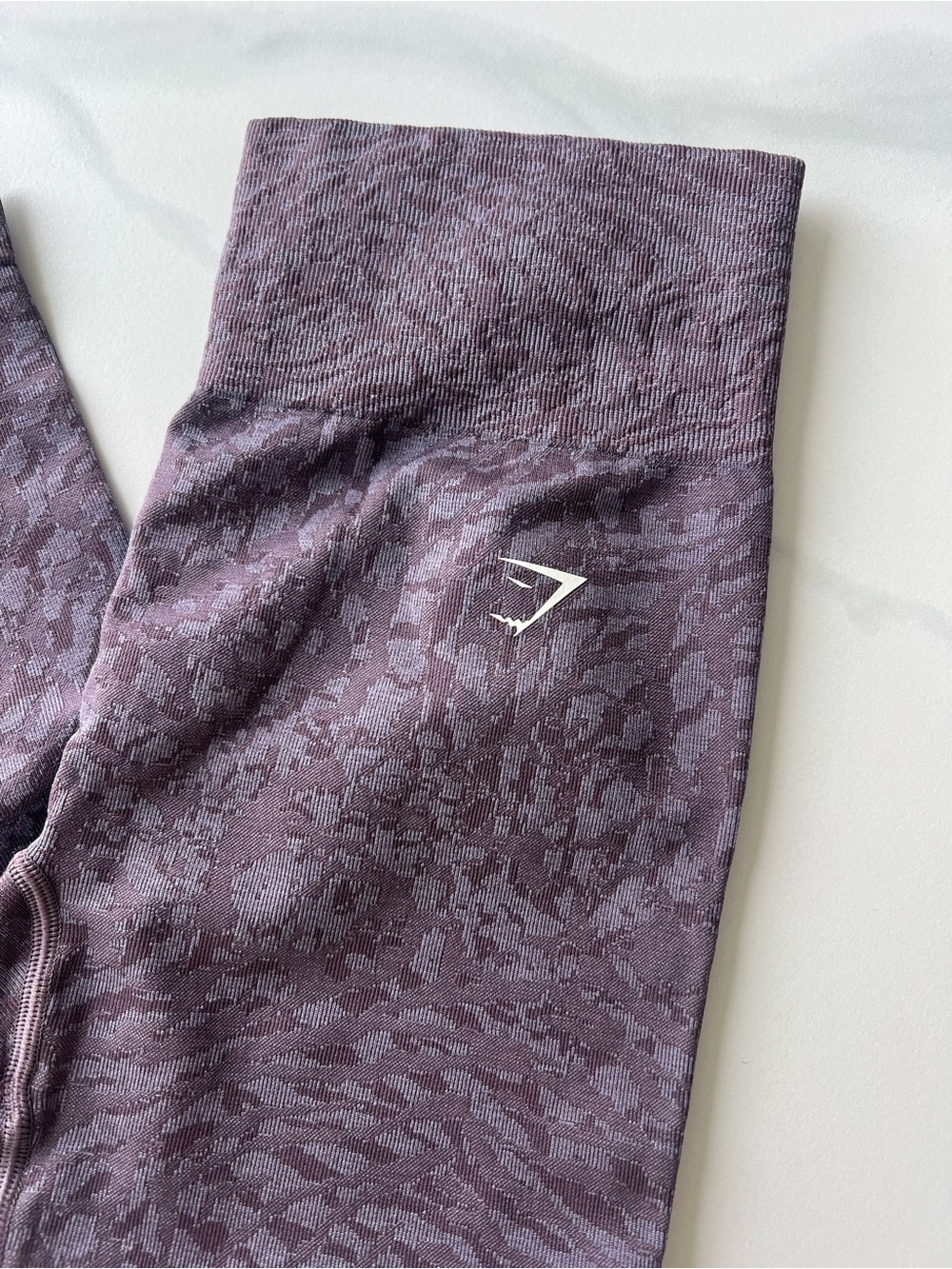 Gymshark purple adapt animal leggings - Picture 2 of 5
